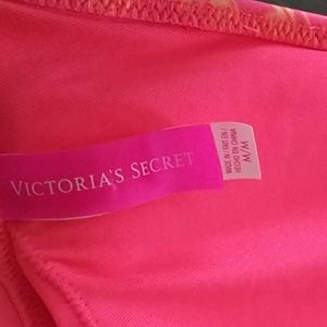 Victoria's Secret Swim - Victoria's Secret Leopard Triangle Bikini Medium Victoria's Secret Swim - Victoria's Secret Leopard Triangle Bikini Medium